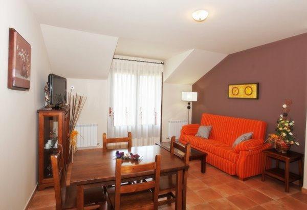 Apartamentos Pirineos Ordesa El Pueyo de Araguas Luaran gambar