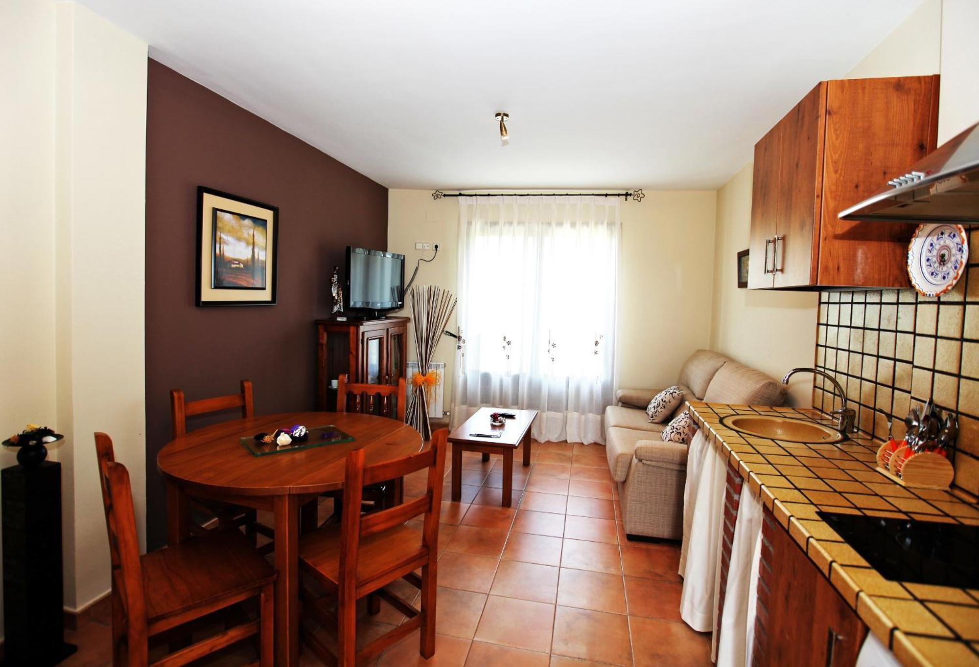 Apartamentos Pirineos Ordesa El Pueyo de Araguas Luaran gambar