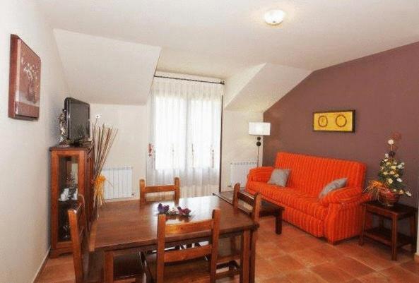 Apartamentos Pirineos Ordesa El Pueyo de Araguas Luaran gambar