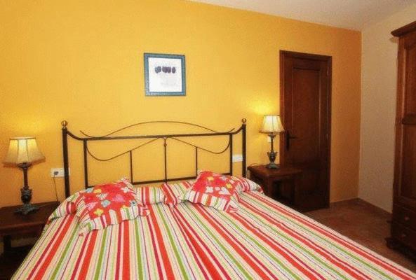 Apartamentos Pirineos Ordesa El Pueyo de Araguas Luaran gambar