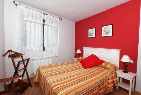 Apartamentos Pirineos Ordesa El Pueyo de Araguas Bilik gambar